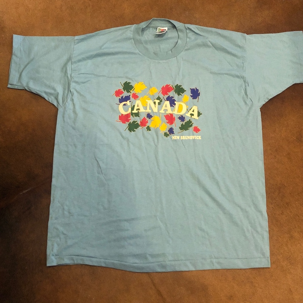 >>SOLD<< Vintage 90s Canada Mens 2XL Single